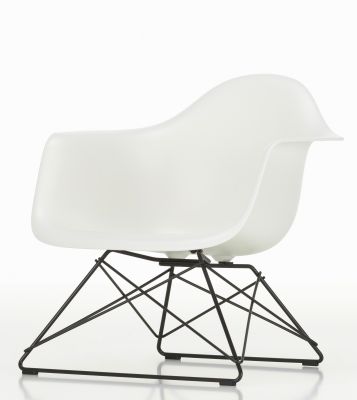 Eames Plastic Arm Chair LAR Stuhl Vitra